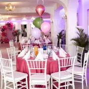 Salon decorat pentru petrecere copii La Mami Acasa