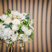 Buchet alb elegant pentru decor evenimente La Mami Acasa