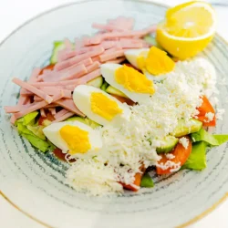 Salata bulgareasca cu branza si legume La Mami Acasa