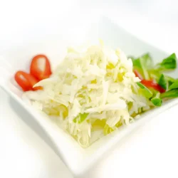 Salata de varza proaspata, garnitura La Mami Acasa